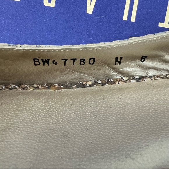 Stuart Weitzman Flats Shoes Neutral Beige Peep Toe Sz 8 N Slip On Cut Out Buckle - Picture 9 of 10